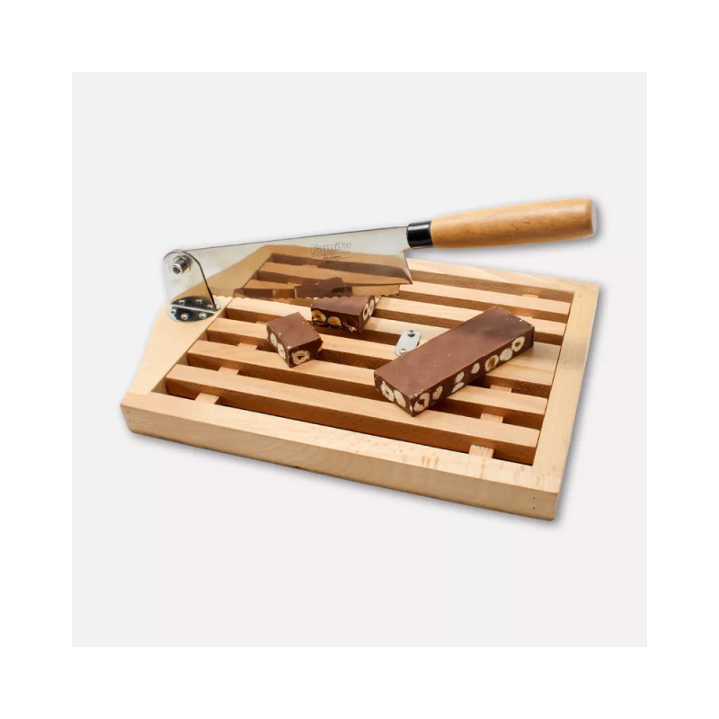Torrone and chocolate cutting knife with wooden crumb-catching tray